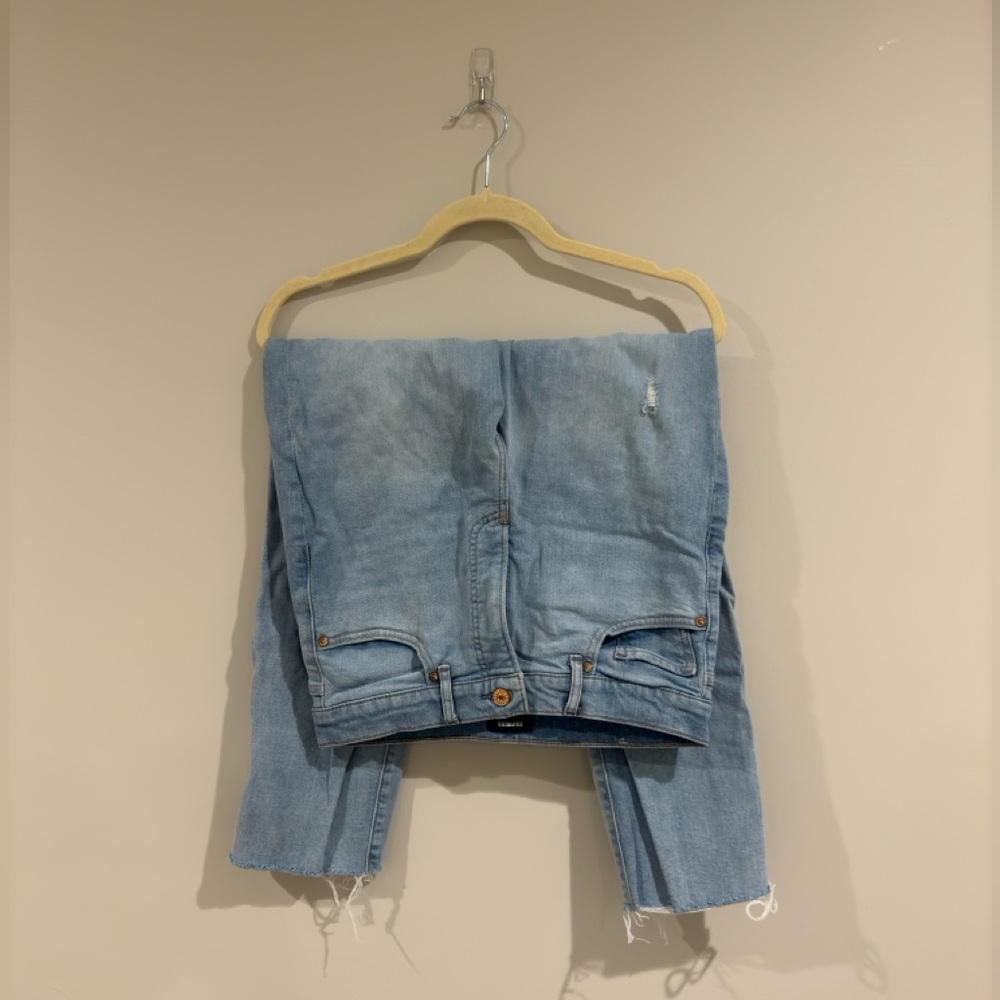 Express Super High-Rise Mom Jeans